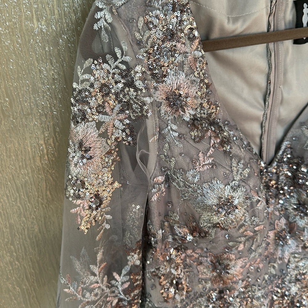Mac Duggal EMBELLISHED V NECK ILLUSION LONG SLEEVE GOWN size 10 $698 sold out - Picture 12 of 17